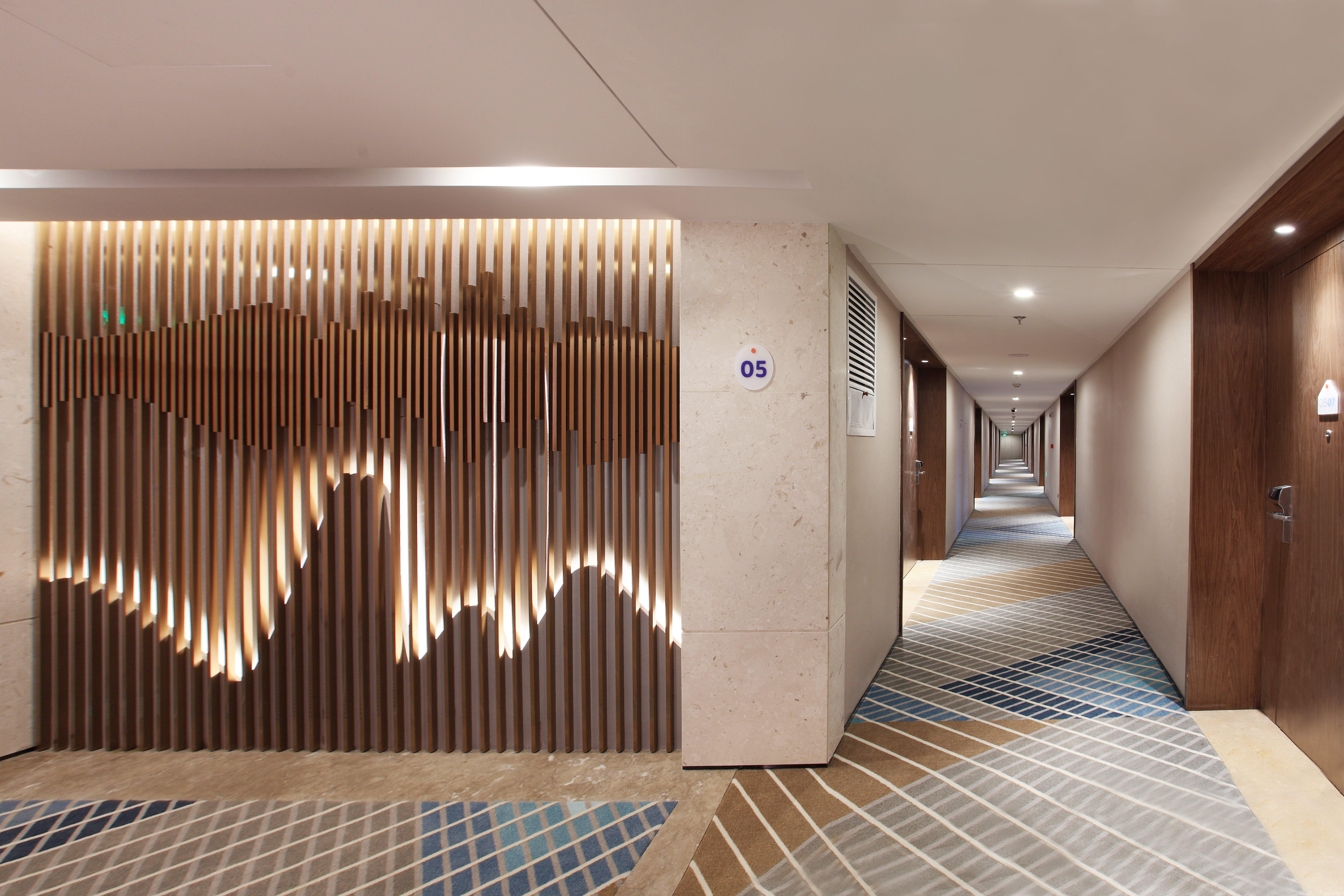 Holiday Inn Express Guilin City Center By Ihg Exteriör bild