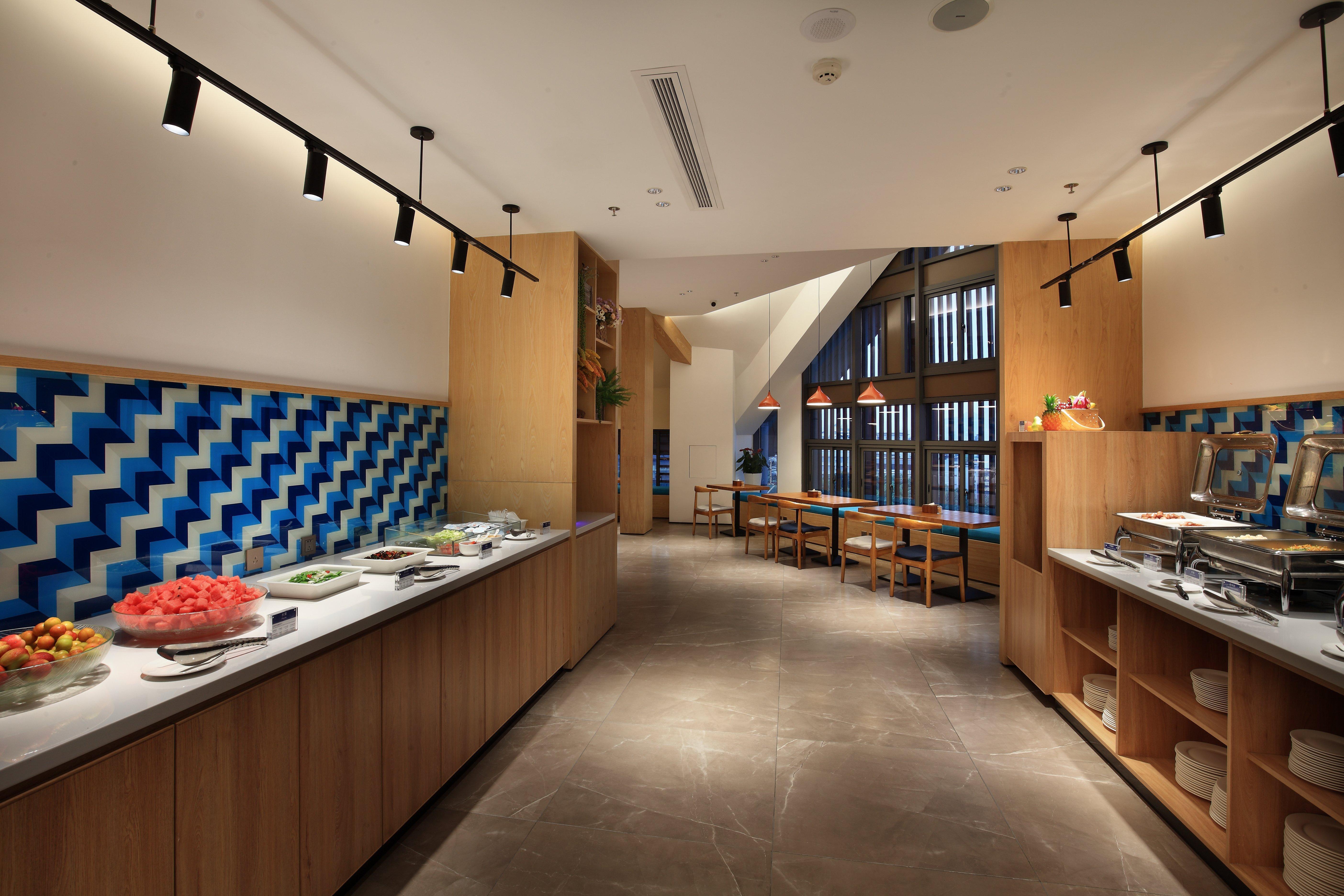 Holiday Inn Express Guilin City Center By Ihg Exteriör bild
